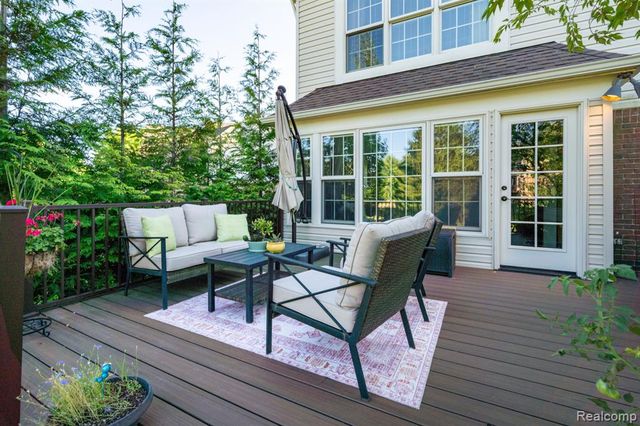 1708 Devonwood Drive, Rochester Hills, MI 48306