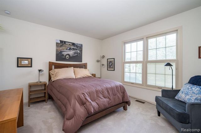 1708 Devonwood Drive, Rochester Hills, MI 48306