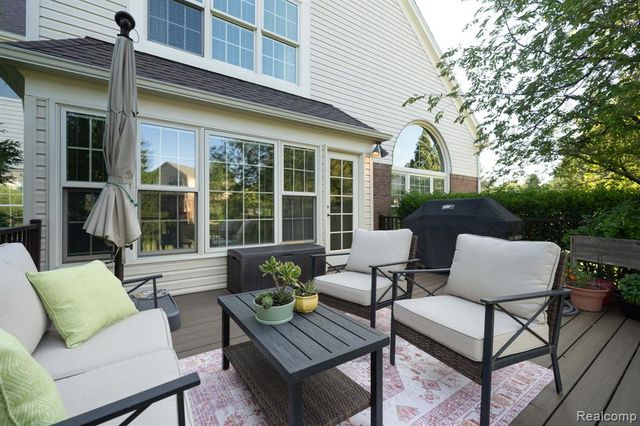1708 Devonwood Drive, Rochester Hills, MI 48306