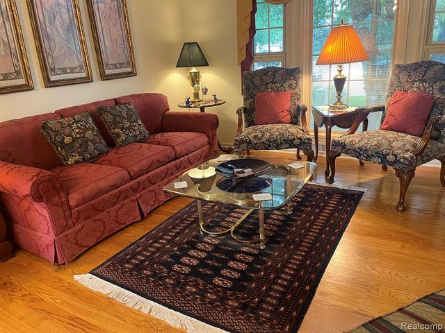 1708 Devonwood Drive, Rochester Hills, MI 48306