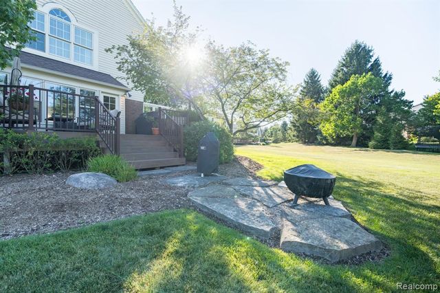 1708 Devonwood Drive, Rochester Hills, MI 48306