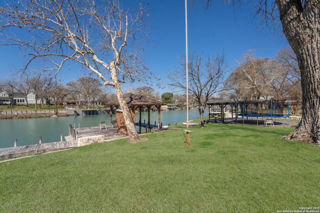 232 LAGUNA RIO, Seguin, TX 78155