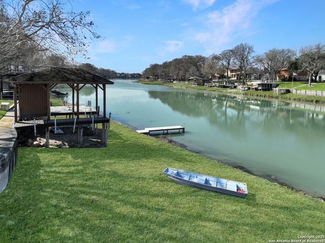 232 LAGUNA RIO, Seguin, TX 78155