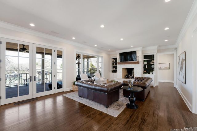 232 LAGUNA RIO, Seguin, TX 78155