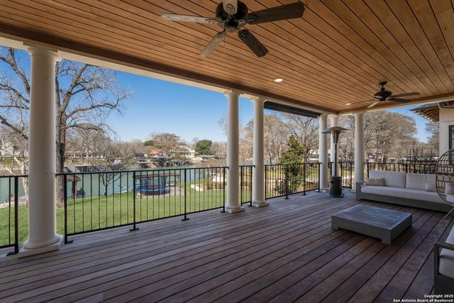 232 LAGUNA RIO, Seguin, TX 78155