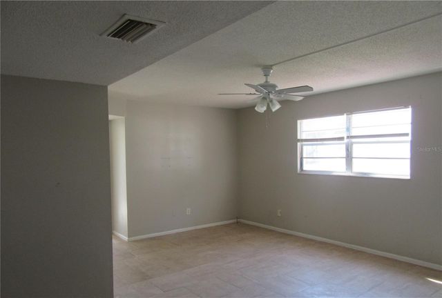 463 76TH AVENUE N 1, St Petersburg, FL 33702