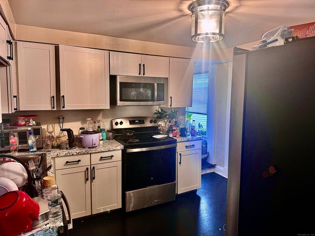 31 2nd Avenue, Waterbury, CT 06710