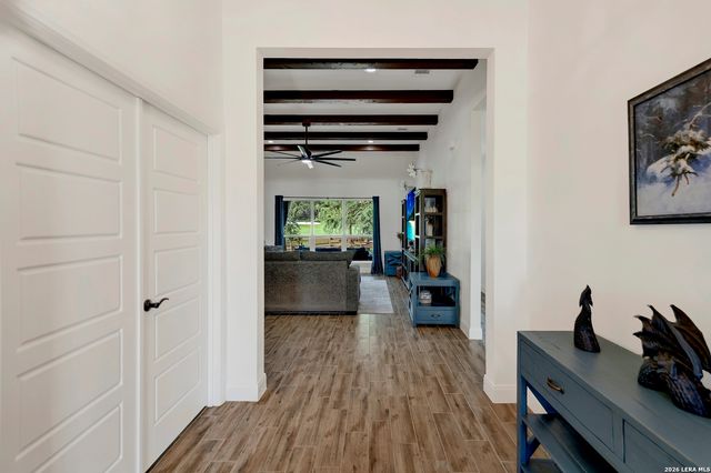 492 SPANISH GRANT CIR, Bandera, TX 78003