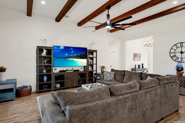 492 SPANISH GRANT CIR, Bandera, TX 78003