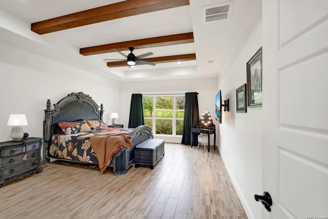 492 SPANISH GRANT CIR, Bandera, TX 78003