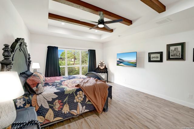 492 SPANISH GRANT CIR, Bandera, TX 78003