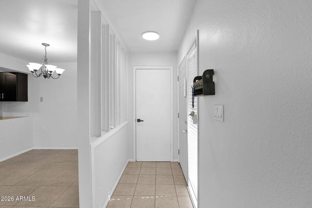 1808 E CENTER Lane D, Tempe, AZ 85281