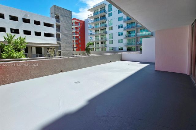 7751 NW 107th Avenue 221, Doral, FL 33178