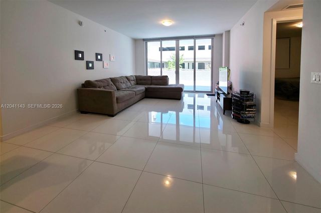 7751 NW 107th Avenue 221, Doral, FL 33178