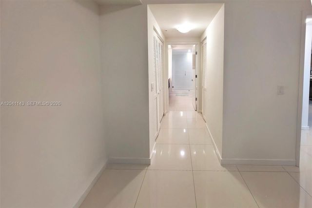 7751 NW 107th Avenue 221, Doral, FL 33178