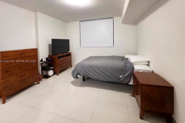 7751 NW 107th Avenue 221, Doral, FL 33178