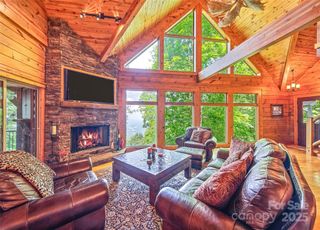 195 Unula Loop, Maggie Valley, NC 28751