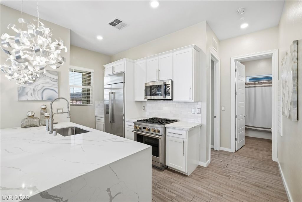 908 Allister Fields Lane, Las Vegas, NV 89138