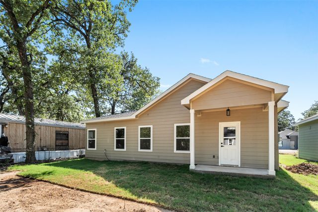 128 Arapaho Trail, Mabank, TX 75156