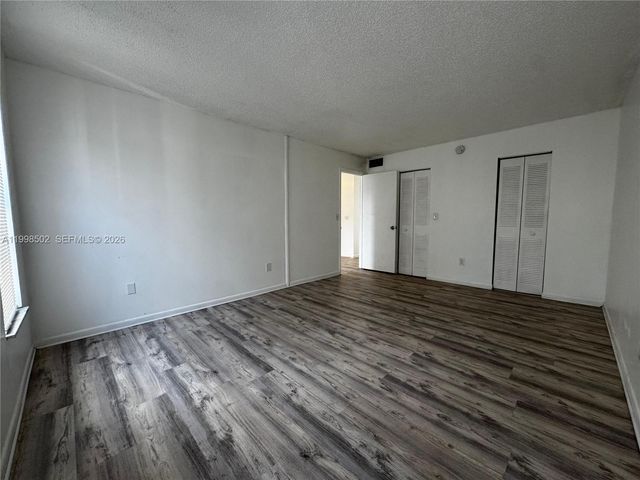 2800 NW 56th Ave D401, Lauderhill, FL 33313