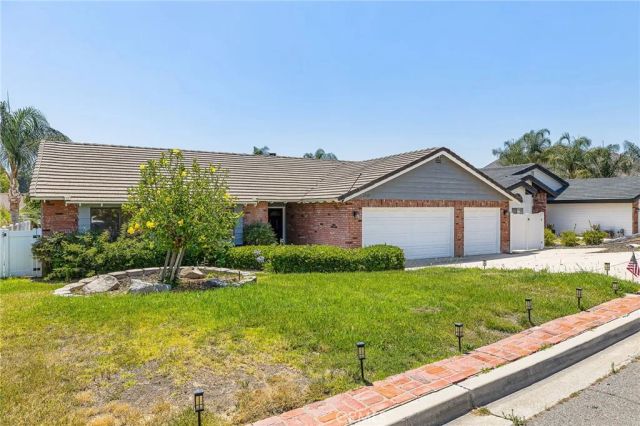 29839 Ketch, Canyon Lake, CA 92587