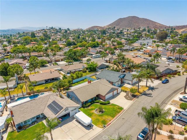 29839 Ketch, Canyon Lake, CA 92587