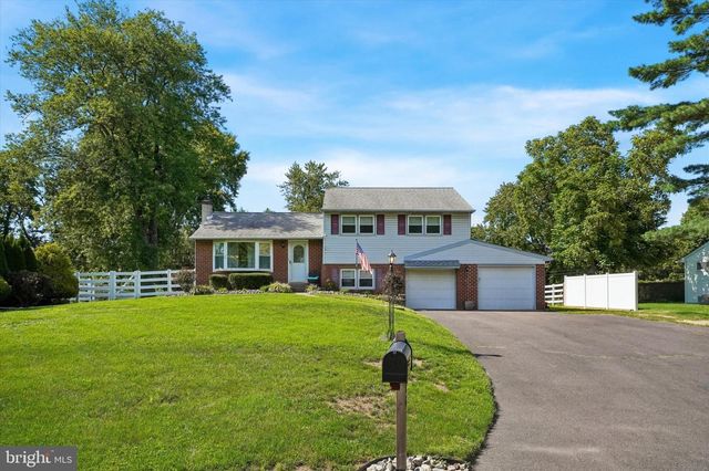 2176 MEADOWVIEW DRIVE, Jamison, PA 18929