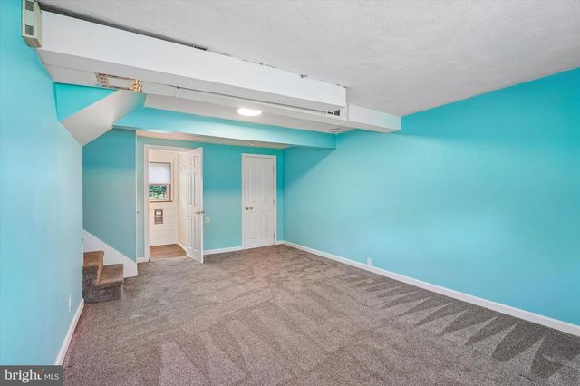2176 MEADOWVIEW DRIVE, Jamison, PA 18929