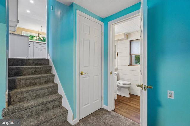 2176 MEADOWVIEW DRIVE, Jamison, PA 18929