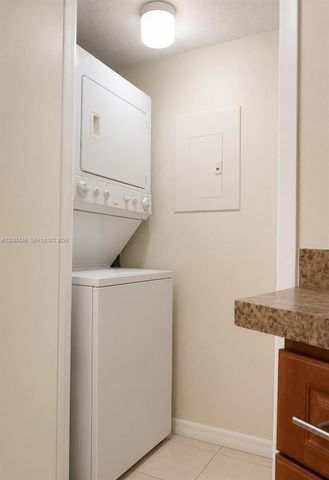 9999 Summerbreeze Dr 317, Sunrise, FL 33322