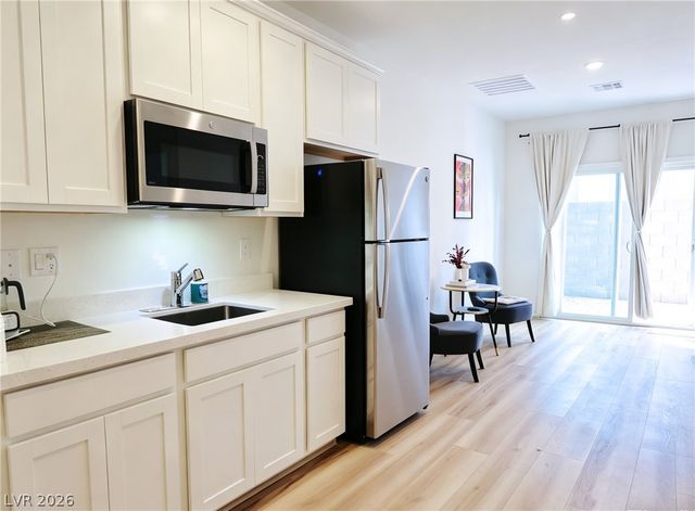 236 Walsh Peak Avenue, Henderson, NV 89015