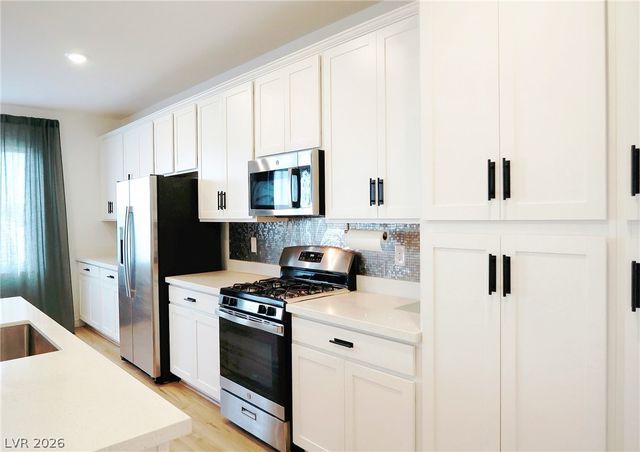 236 Walsh Peak Avenue, Henderson, NV 89015
