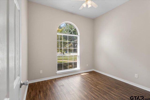 110 Cedar Lane, Chandler, TX 75758