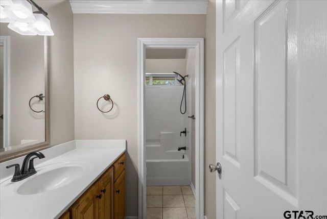 110 Cedar Lane, Chandler, TX 75758