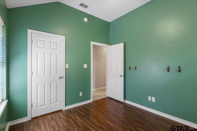 110 Cedar Lane, Chandler, TX 75758