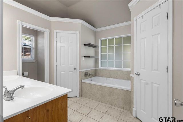 110 Cedar Lane, Chandler, TX 75758
