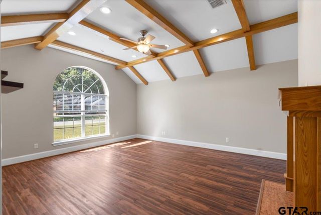 110 Cedar Lane, Chandler, TX 75758