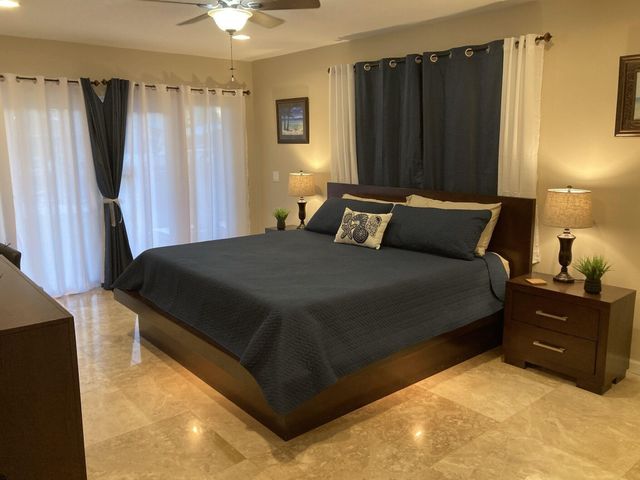 2740 NE 10th Street, Pompano Beach, FL 33062