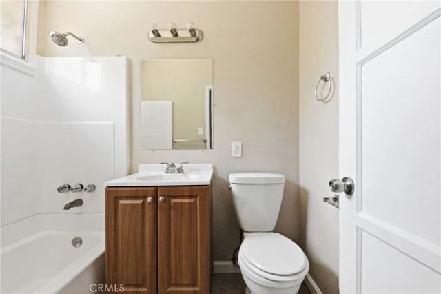 8113 Noble, Panorama City, CA 91402