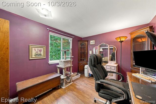 1153 Bangor Road, Waterford, MI 48328
