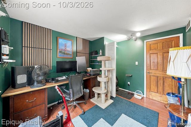 1153 Bangor Road, Waterford, MI 48328