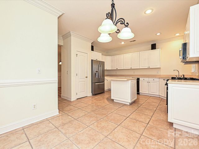 9177 Bonnie Briar Circle, Charlotte, NC 28277