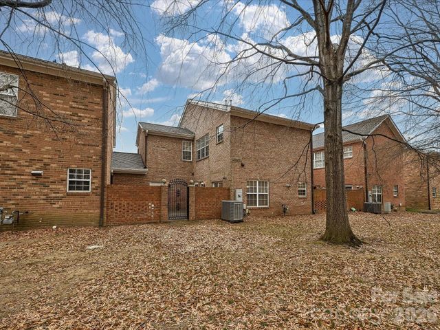 9177 Bonnie Briar Circle, Charlotte, NC 28277