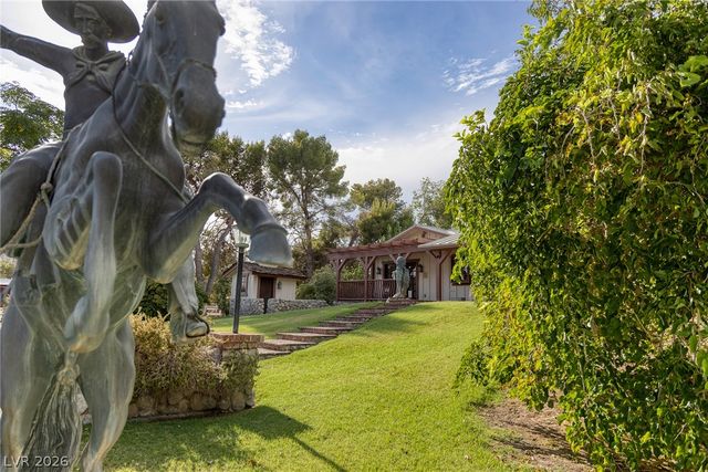 8213 Rancho Destino Road, Las Vegas, NV 89123