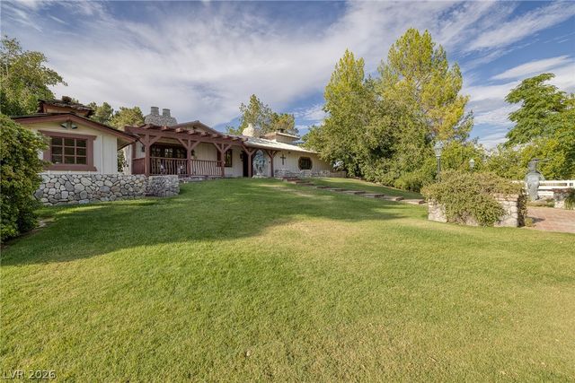 8213 Rancho Destino Road, Las Vegas, NV 89123
