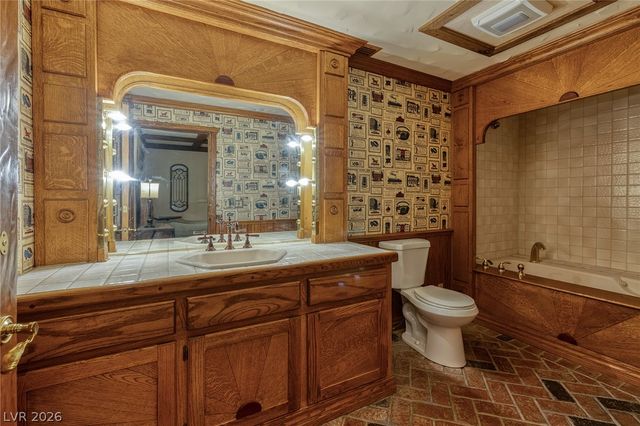 8213 Rancho Destino Road, Las Vegas, NV 89123