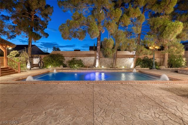 8213 Rancho Destino Road, Las Vegas, NV 89123