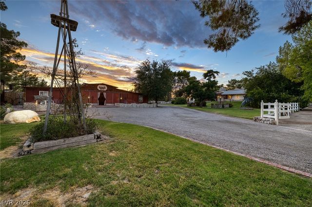 8213 Rancho Destino Road, Las Vegas, NV 89123