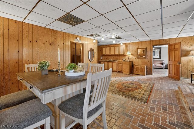 8213 Rancho Destino Road, Las Vegas, NV 89123