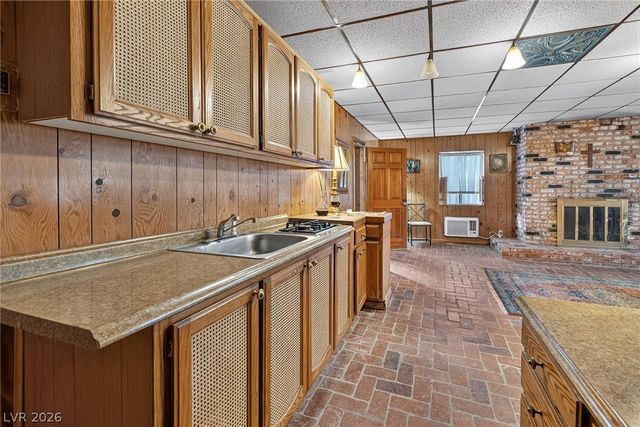 8213 Rancho Destino Road, Las Vegas, NV 89123